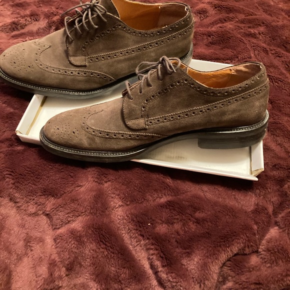 J.Crew men brown suede wingtip Oxford shoe. Size 13 - Picture 9 of 10